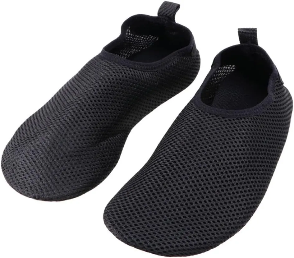 1Pair Silicone Non Slip Socks for Yoga and Dance Thickened Foot Cover Black Durable and Comfortable Indoor Slipper Socks for Enhanced Stability