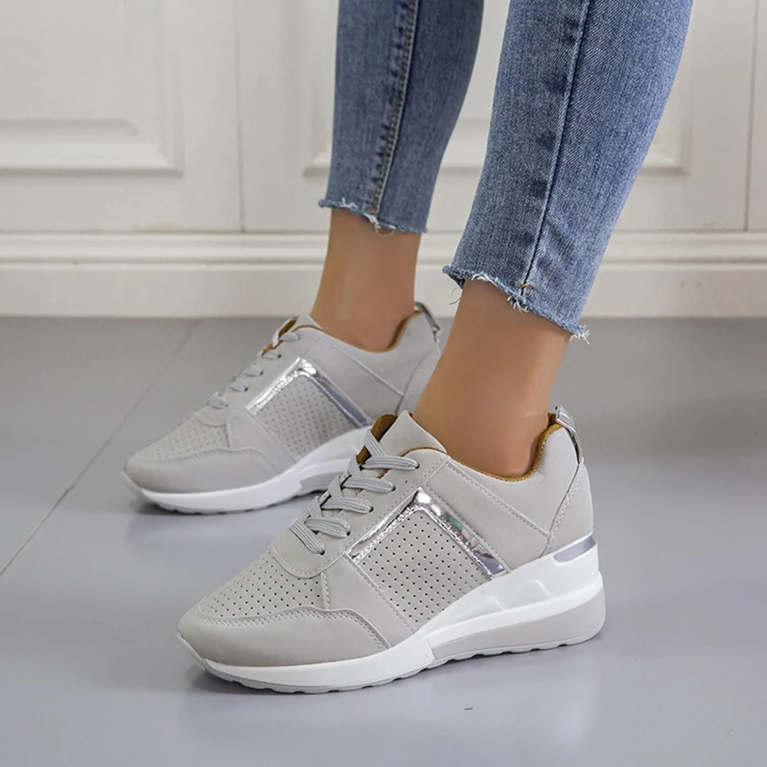 Athletic Shoes Women Cute Fashion Workout Sneakers Ladies Arch Support Breathable Comfort Wear Non Slip Gym Sneakers