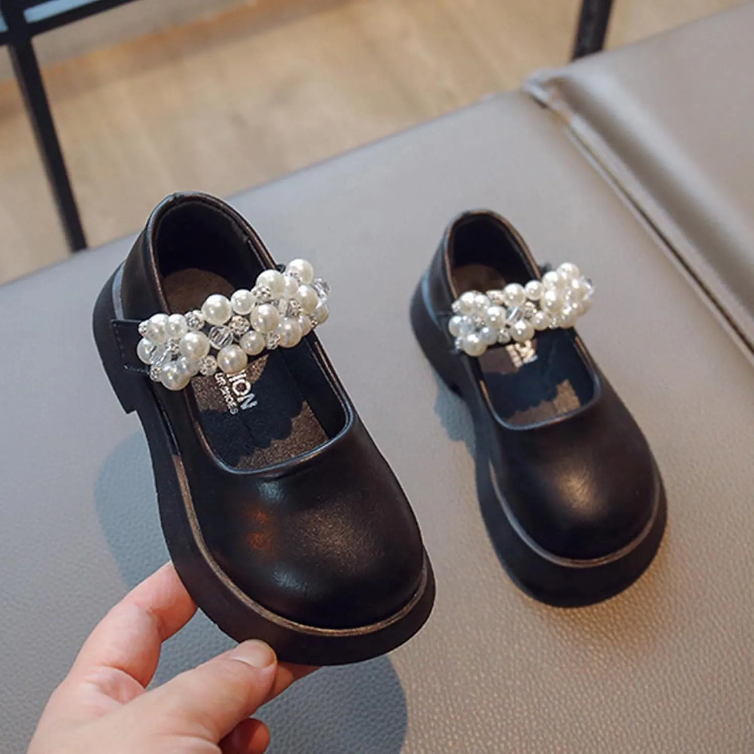 Fashion All Season Children Casual Shoes For Girls Flat Soles Thick Soles Solid Pearl Hook Loop Leather Toddler Boots
