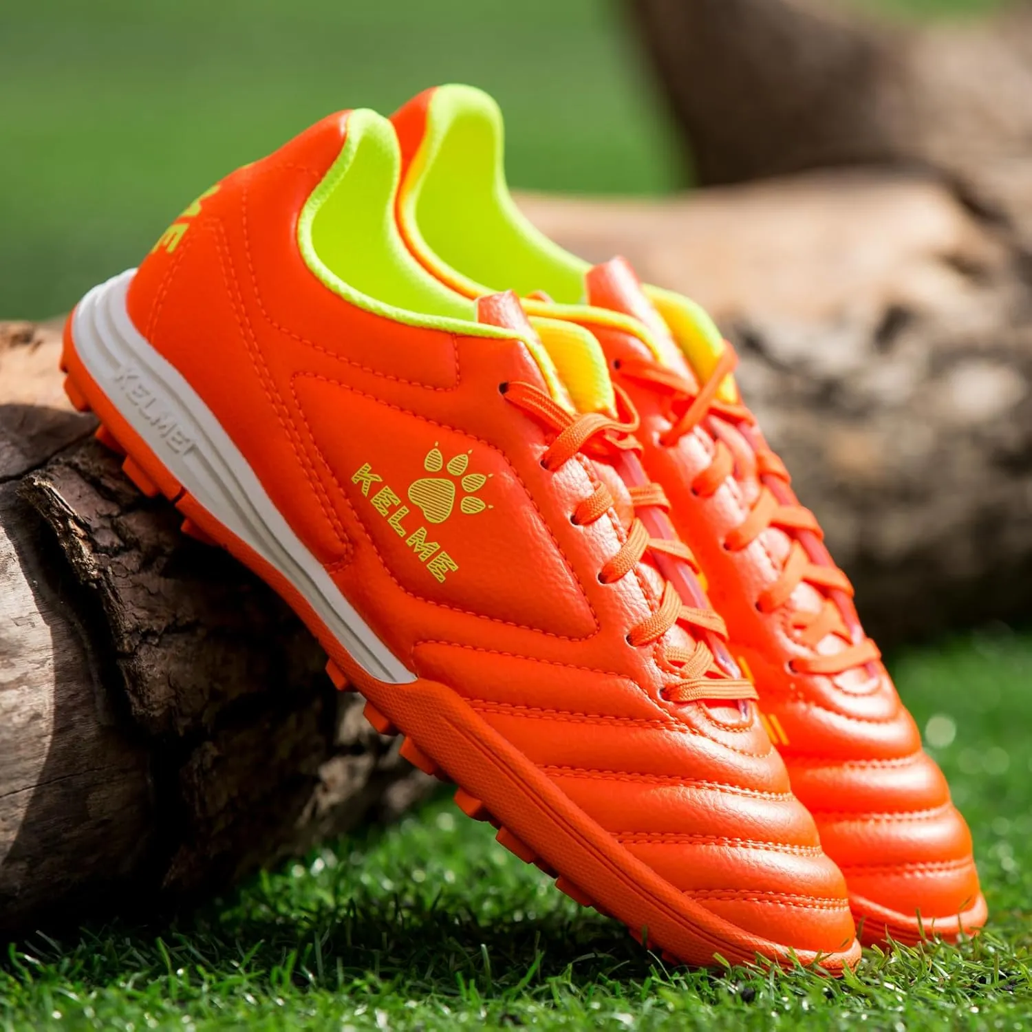 KELME Boys Soccer Cleats Kids Indoor Football Trainning Shoes Athletic Girl Wide Turf Outdoor Shoes