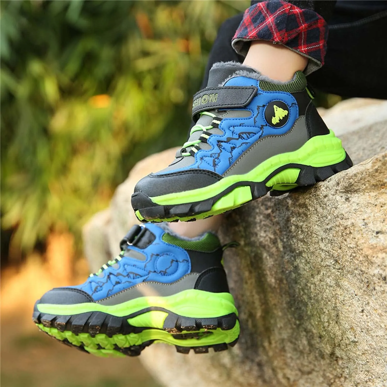 Kids Boys Girls Snow Hiking Boots Winter Plush Warm Ankle Boots Outdoor Waterproof Anti Skid Trekking Hiking Climbing Sneakers