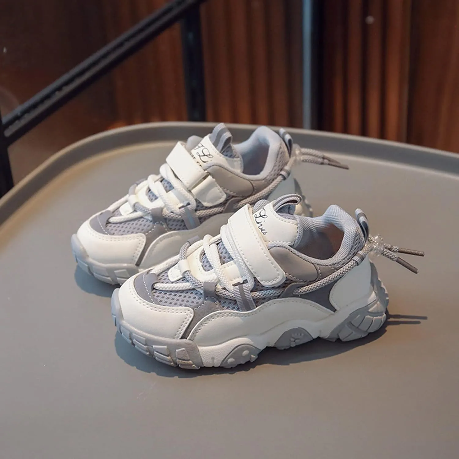 Kids Sneakers Boys Girls Lace-up Tennis Shoes Unisex-Child Lightweight Breathable Walking Running Tennie Shoes