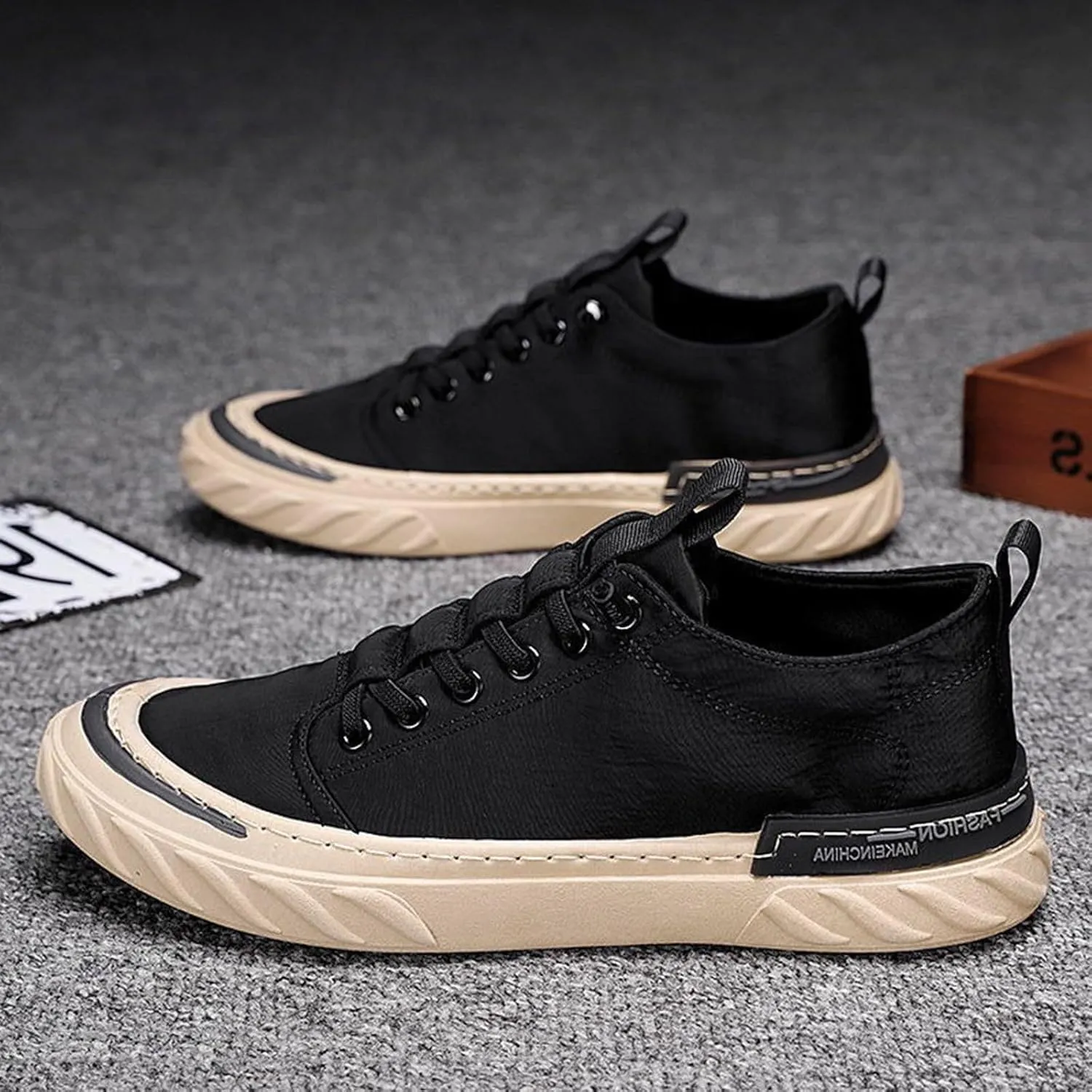 Men's Breathable Mesh Running Shoes Portable Non Slip Fitness Workout Shoe Casual Soft Flat Soled Walking Shoes