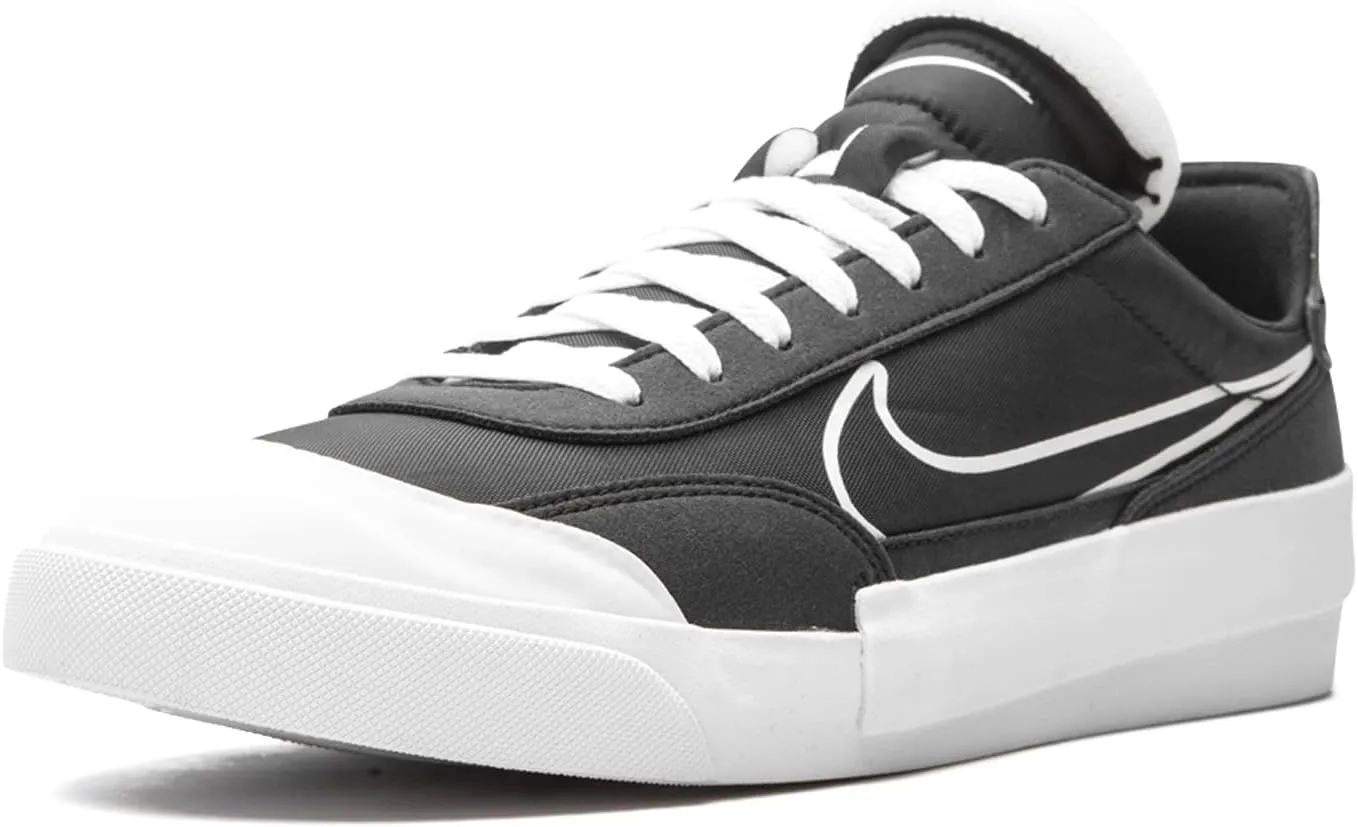 NIKE Men's Tennis Shoe