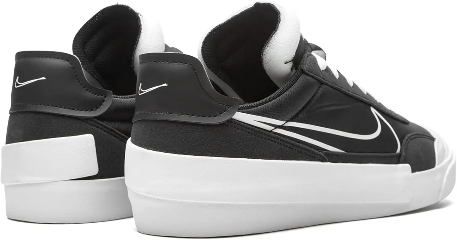 NIKE Men's Tennis Shoe