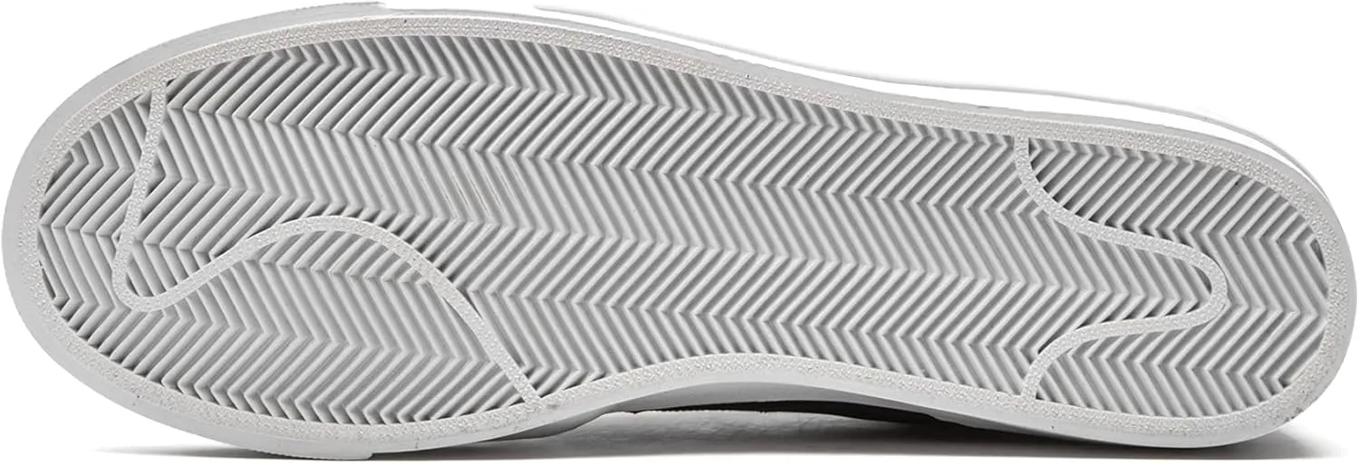 NIKE Men's Tennis Shoe