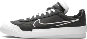 NIKE Men's Tennis Shoe