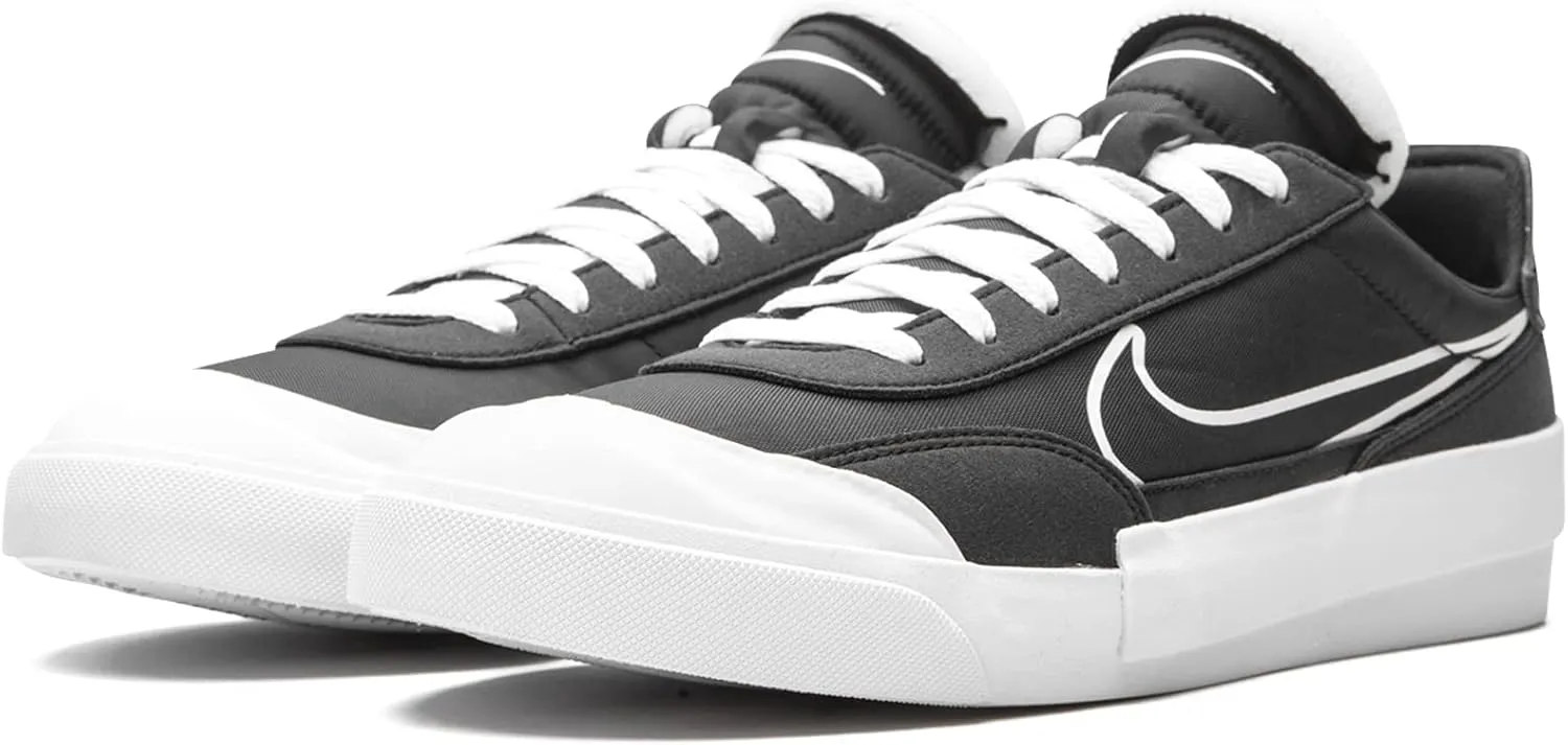 NIKE Men's Tennis Shoe