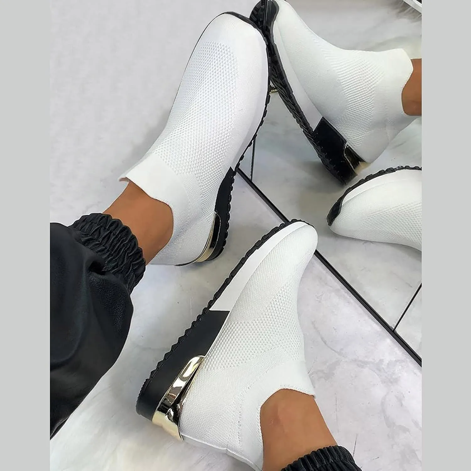 SBGMoSJ Womens Walking Shoes Slip On Sneakers Zapatos Confortables para Mujer Mayor Women's Black Tennis Shoes Size 7.5 Gym Shoes for Women Workout Indoor Cycling Shoes Women Size 5