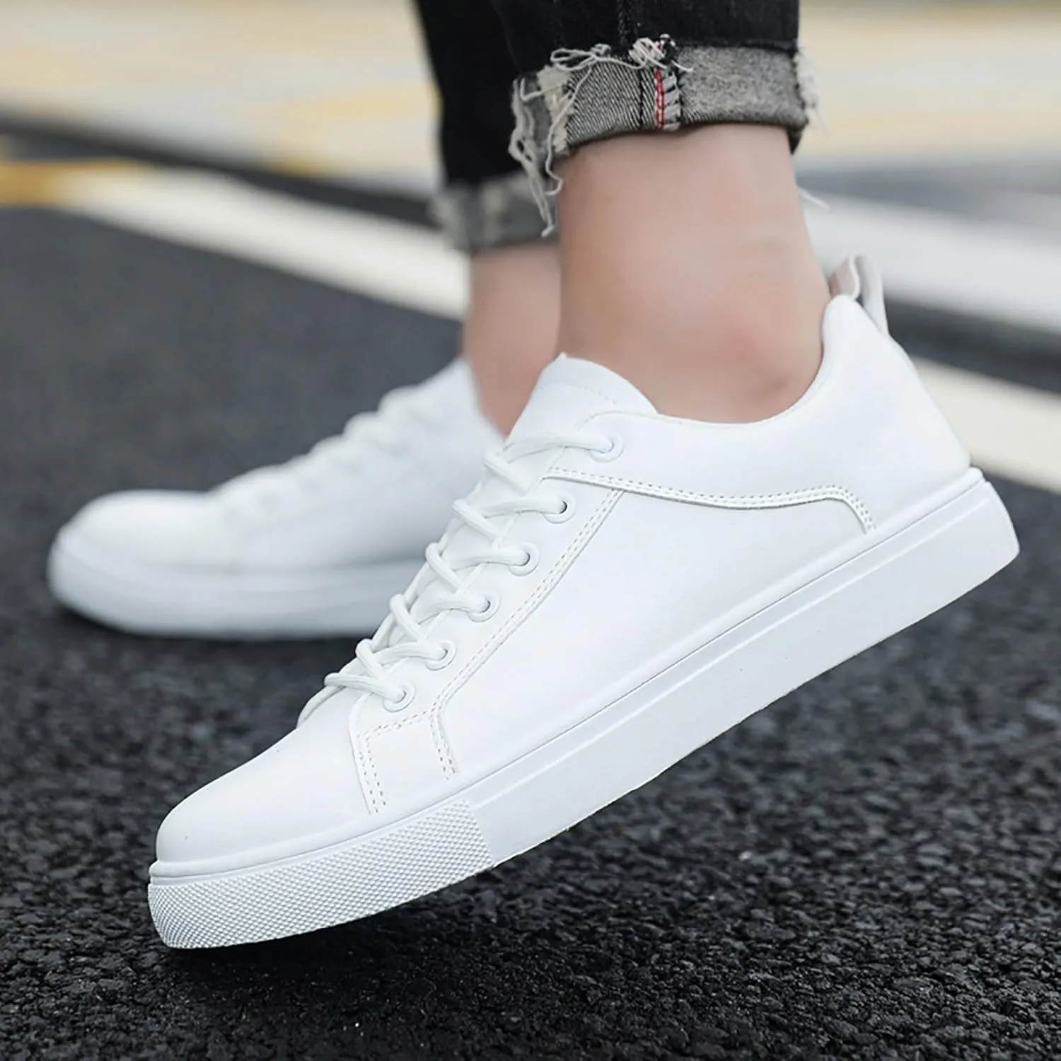 Slip On Casual Shoes Women's Sneakers in White in Wide Width Work Shoes Women Slip on Non Slip Low Top Casual Loafers for Women Dressy Womens White Sneakers