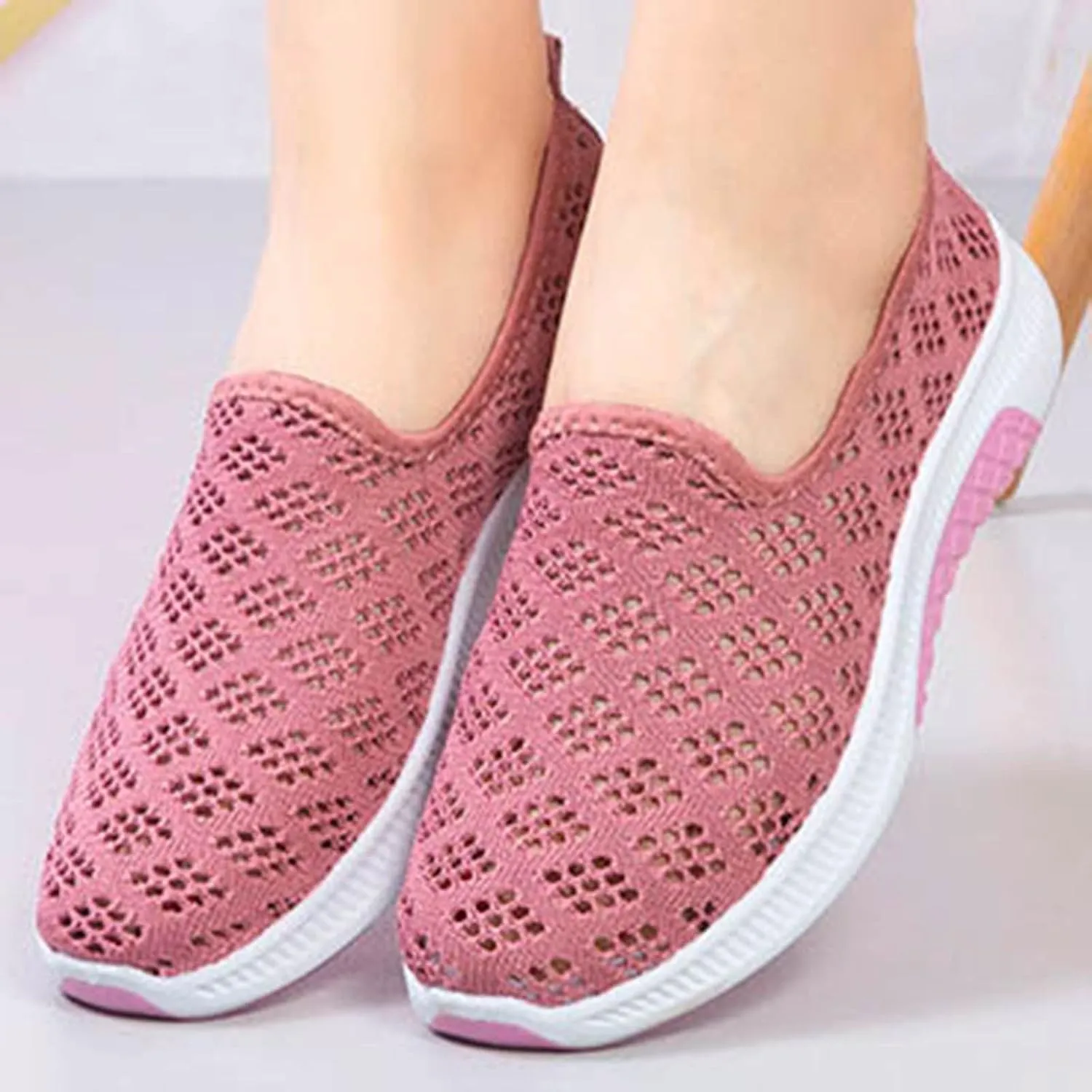 Women Slip On Sneakers Lightweight Walking Shoes Breathable Mesh Casual Comfortable Flats Non Slip Loafers