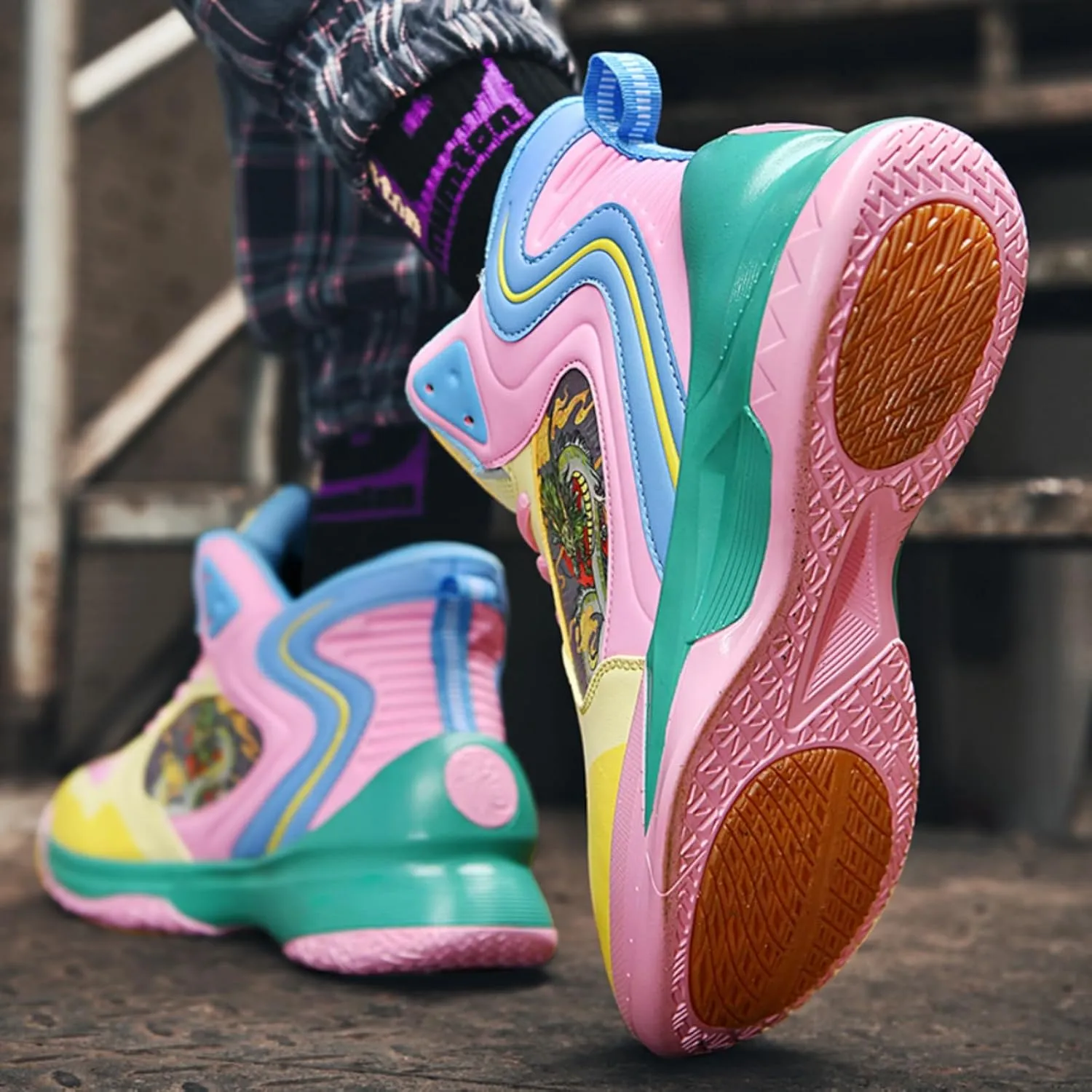 Womens Fashion Graffiti Leather High Top Basketball Shoes Lace Up Casual Non-Slip Tennis Travel Combat Training Shoes
