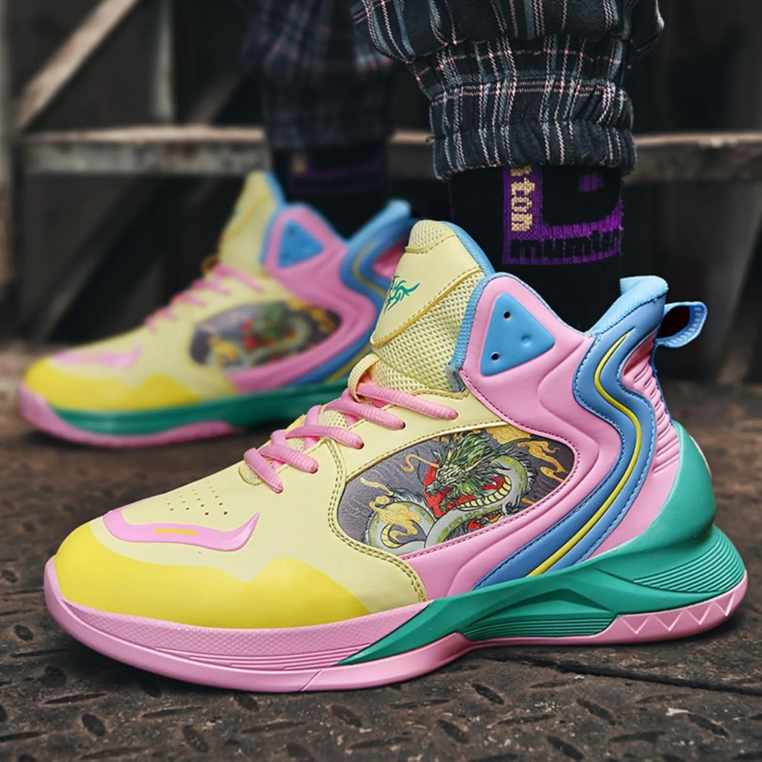 Womens Fashion Graffiti Leather High Top Basketball Shoes Lace Up Casual Non-Slip Tennis Travel Combat Training Shoes