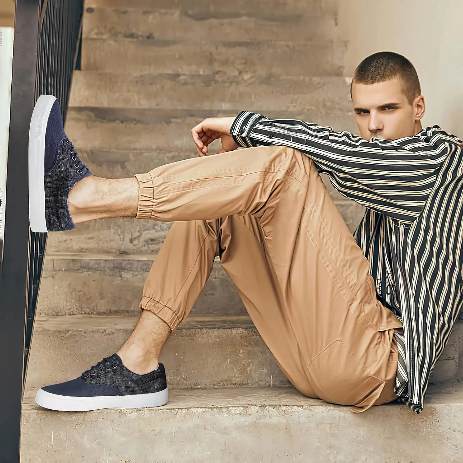yageyan Mens Low Top Canvas Walking Shoes Lace-up Fashion Sneakers Casual